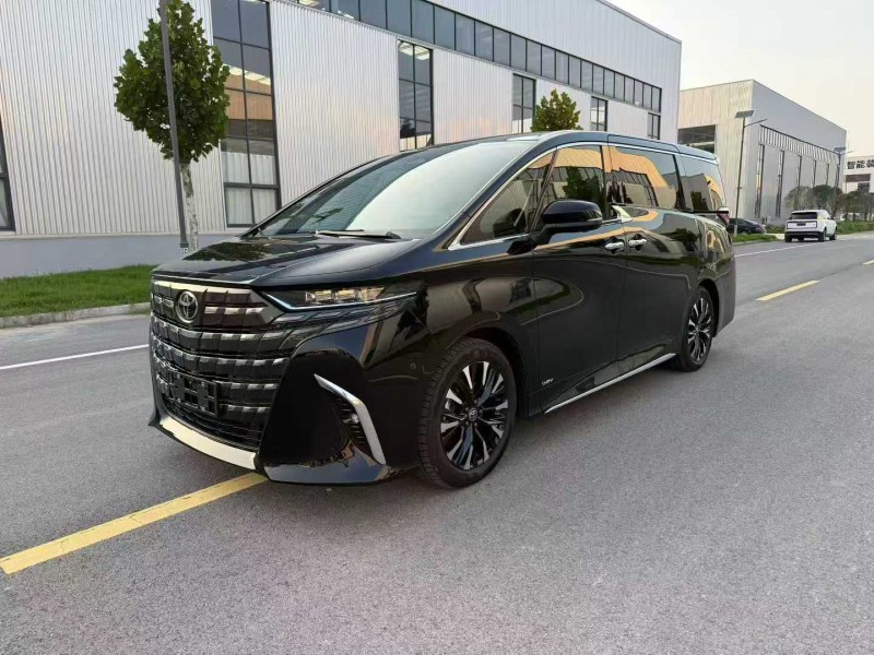 徐州25年丰田埃尔法3