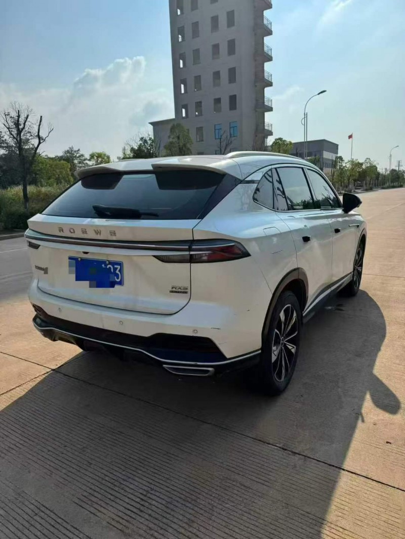 赣州22年荣威RX52