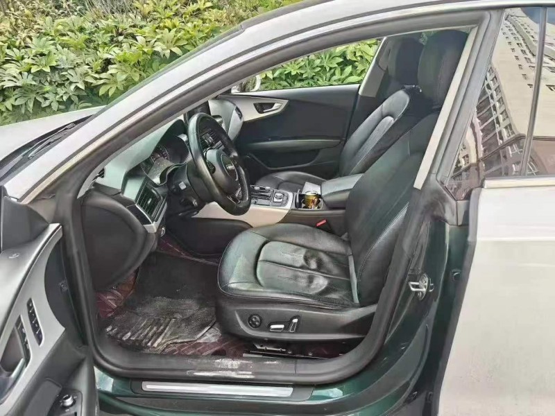 安顺17年奥迪A7L4