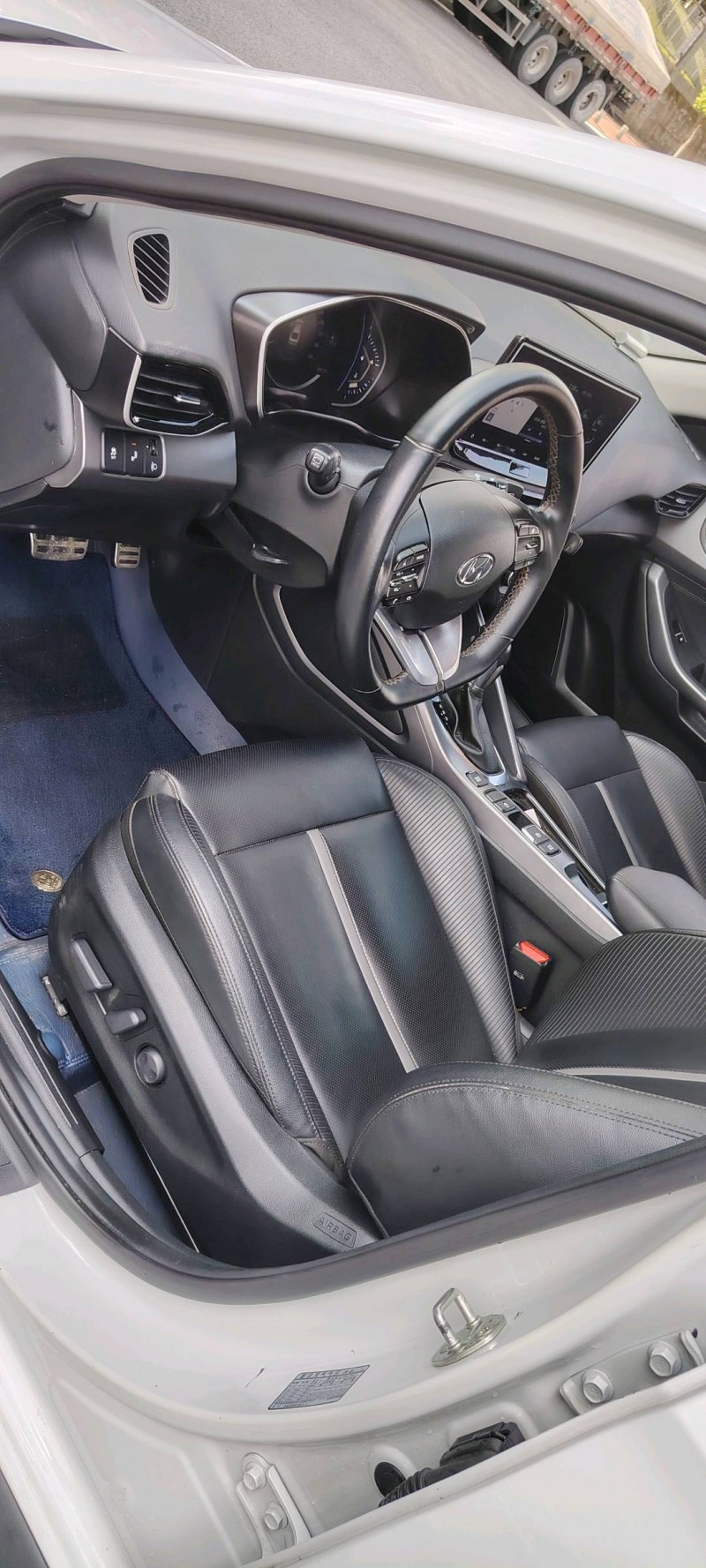 宜春20年现代菲斯塔9