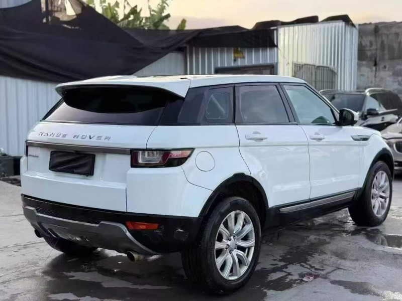 深圳16年路虎极光7