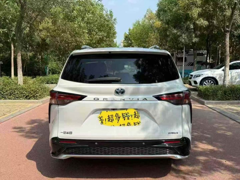 枣庄24年丰田格瑞维亚9