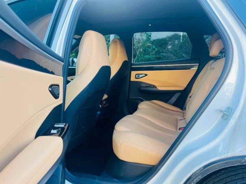 济南23年吉利银河3