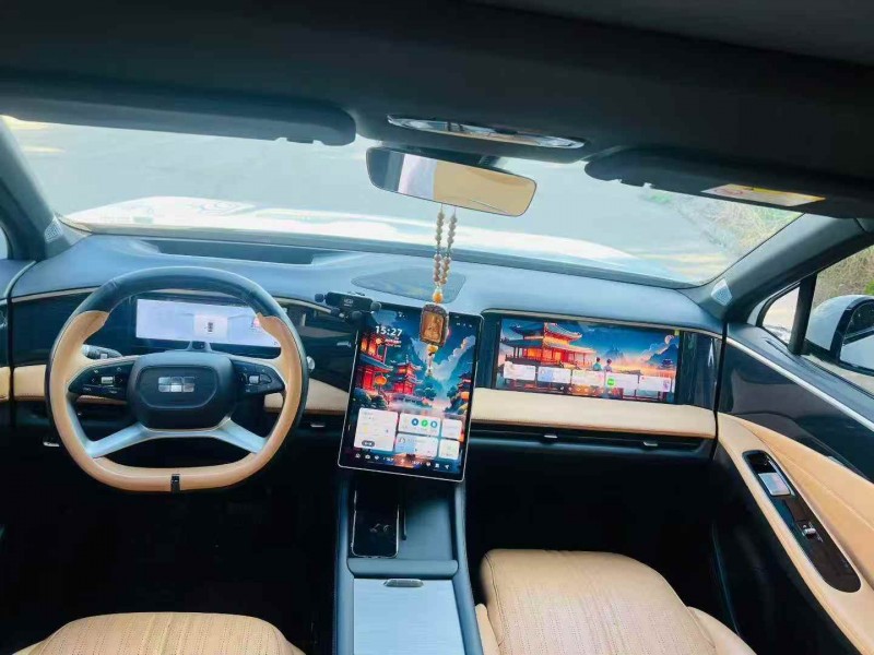 济南23年吉利银河6