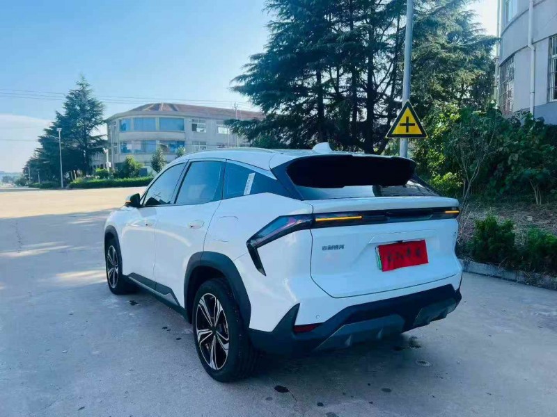 济南23年吉利银河7