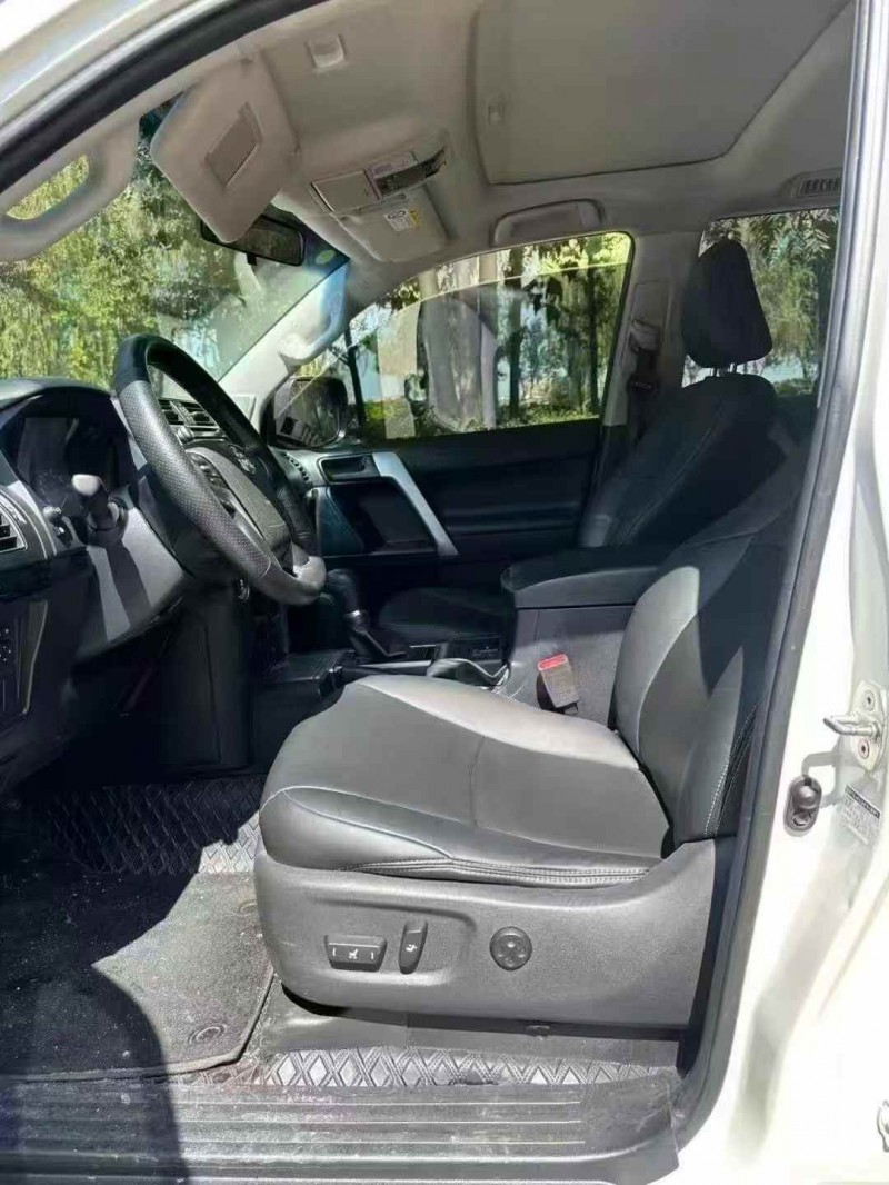 东营20年丰田普拉多4