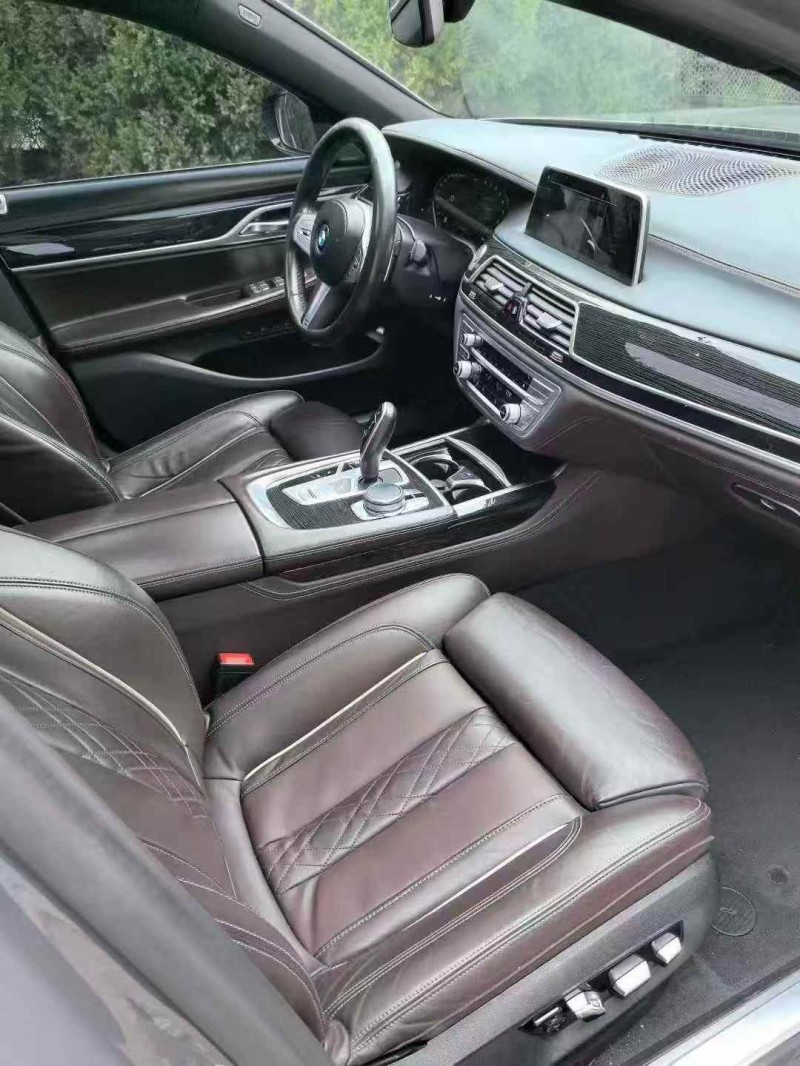 枣庄20年宝马7系4
