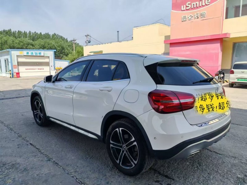 枣庄18年奔驰GLA7