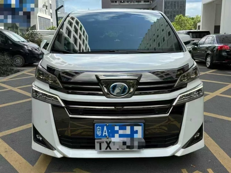 深圳23年丰田埃尔法1