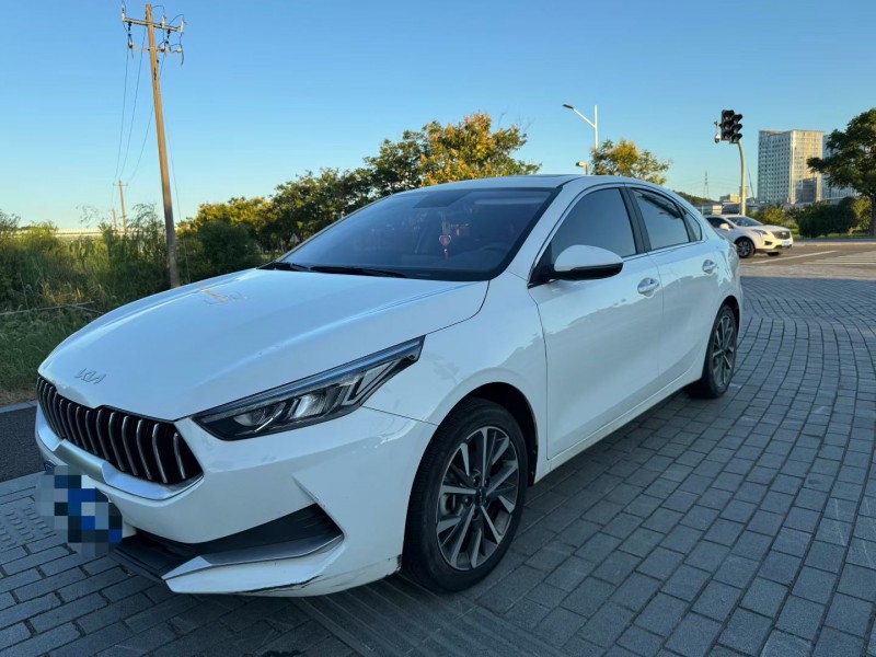 宁波23年起亚K32