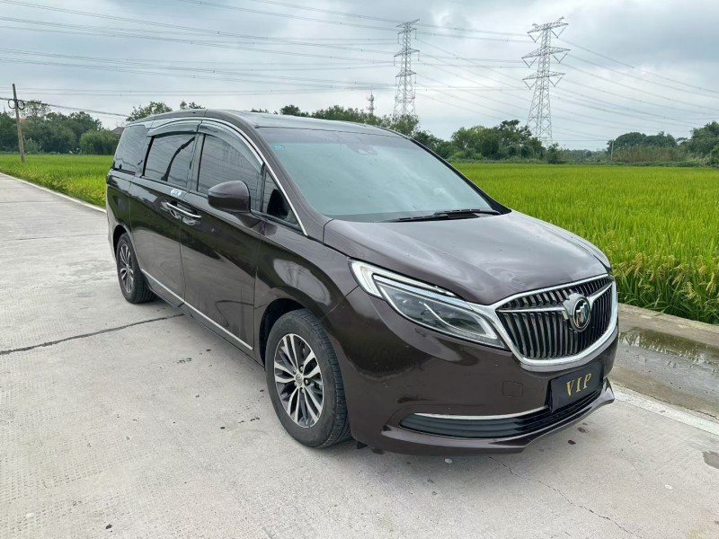 湖州17年别克GL82