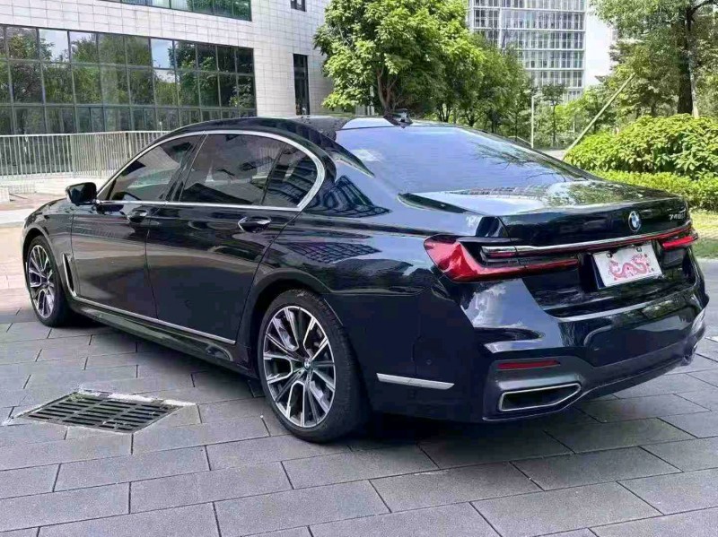 广州20年宝马7系7