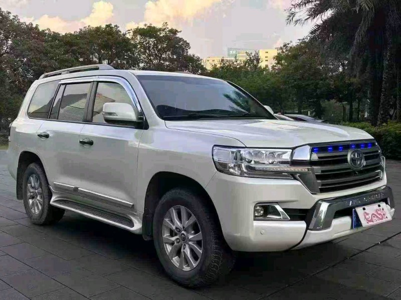 珠海20年丰田兰德酷路泽3