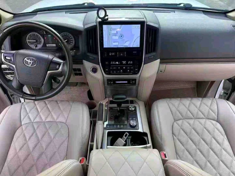 珠海20年丰田兰德酷路泽4