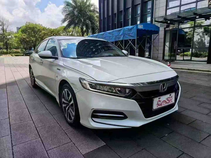 深圳20年本田雅阁2