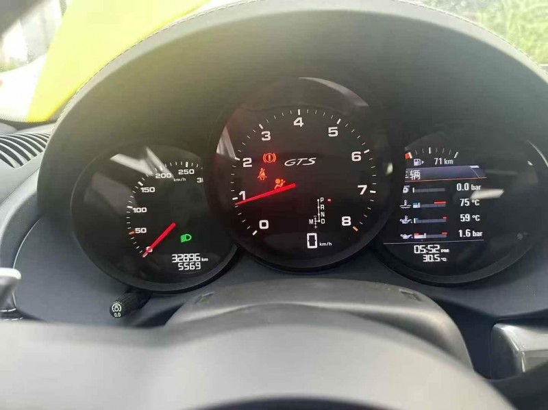 东莞22年保时捷7184