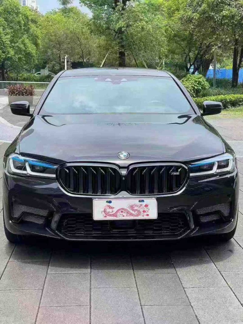 深圳22年宝马5系1