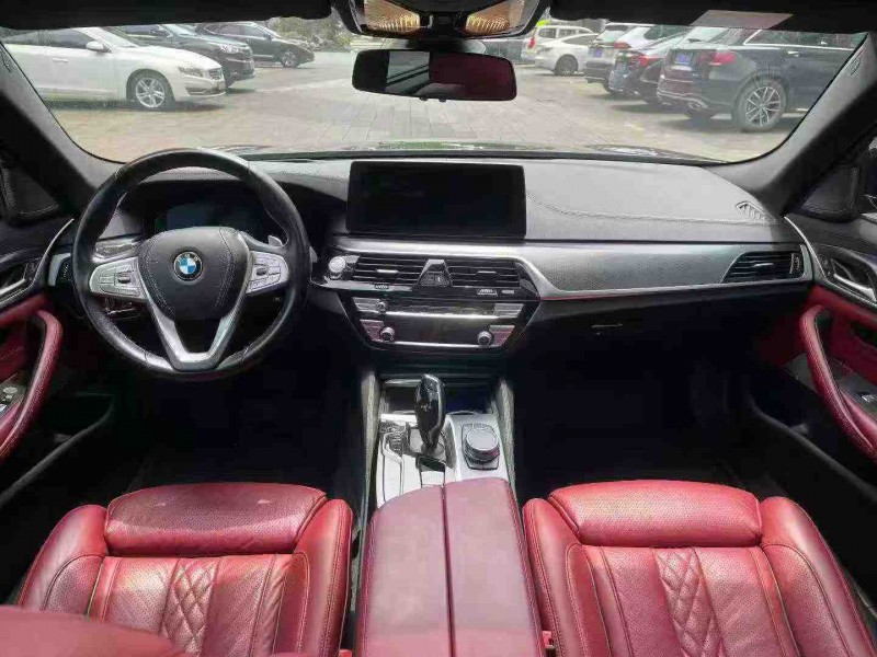 深圳22年宝马5系9