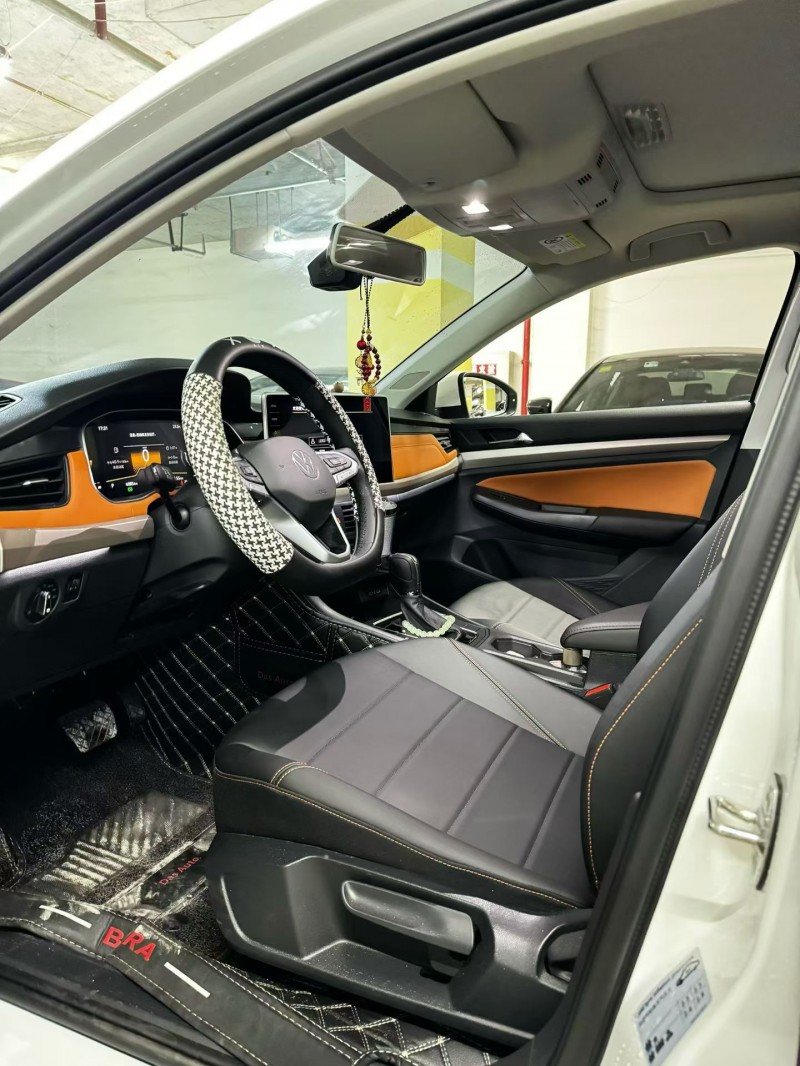 成都25年大众宝来5