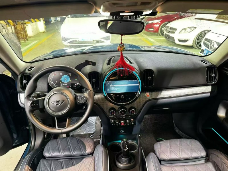 成都21年MINICLUBMAN3