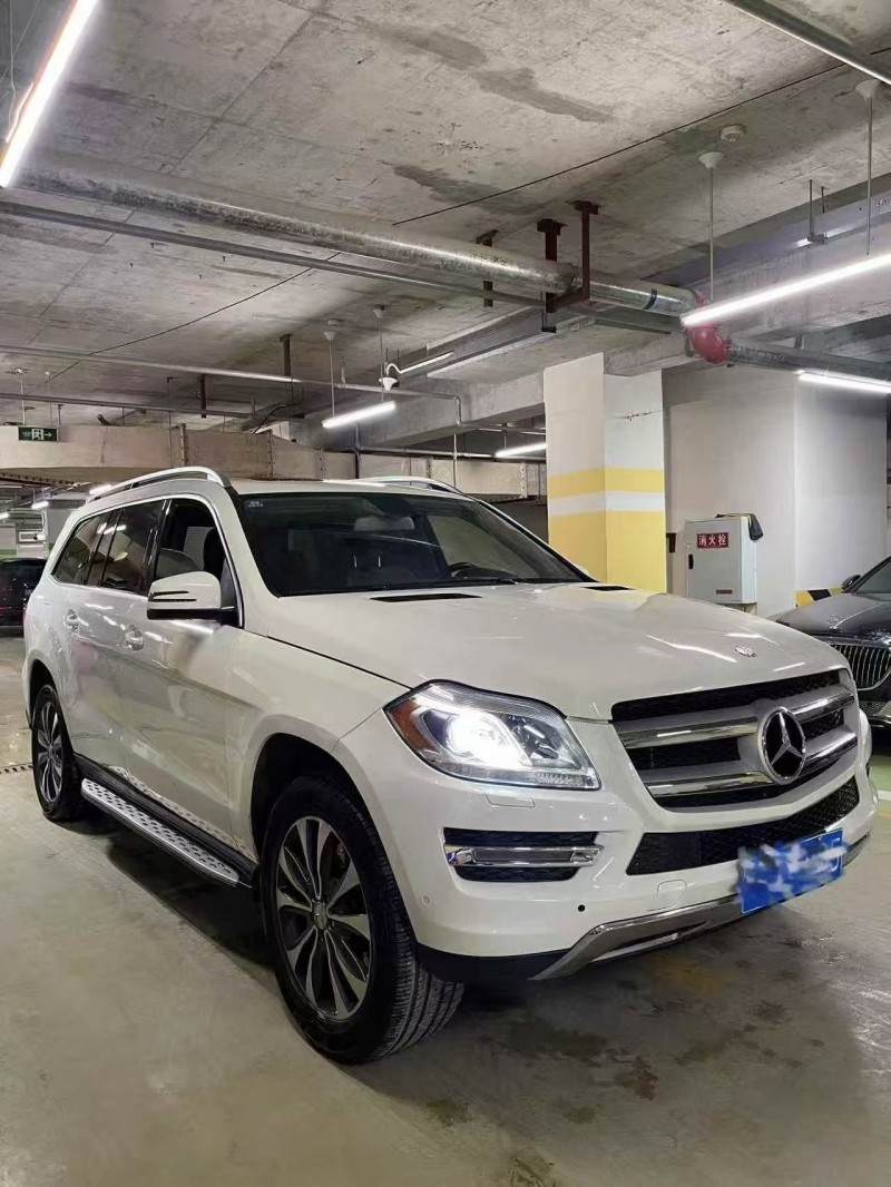 成都13年奔驰GL2