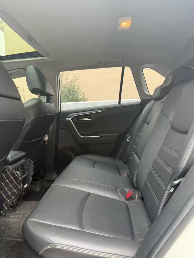 菏泽20年丰田RAV4荣放3