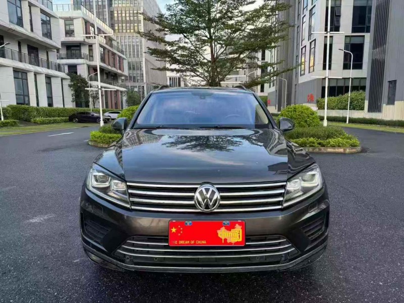 广州16年大众途锐1