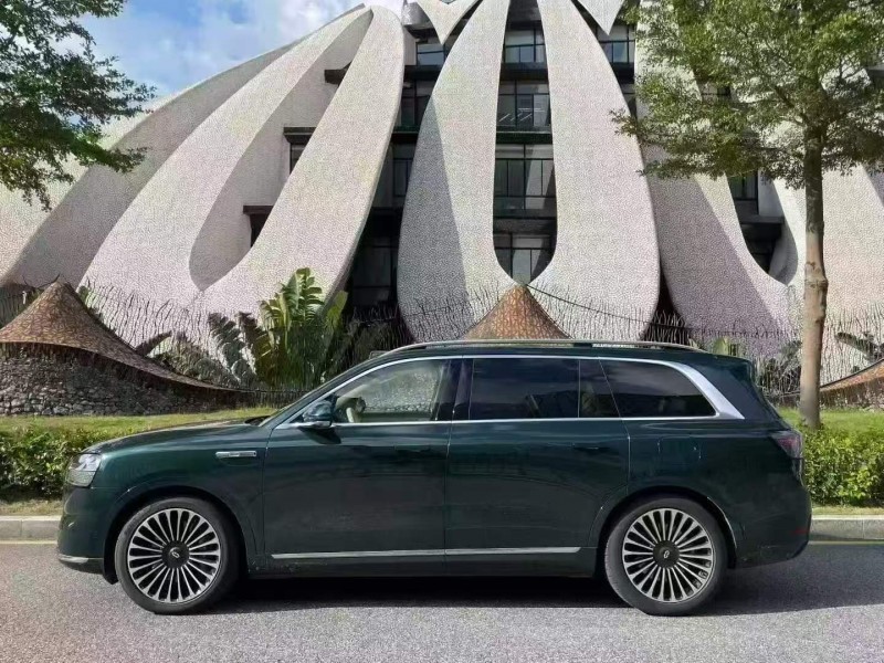 广州24年华为智选问界8