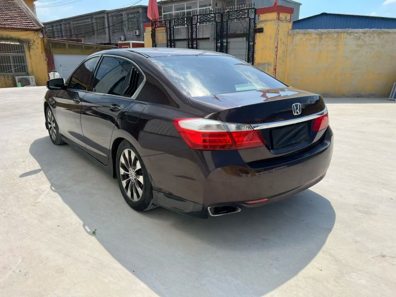 枣庄13年本田雅阁8