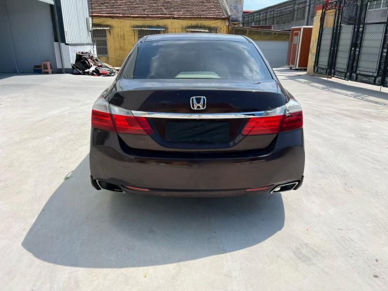 枣庄13年本田雅阁9