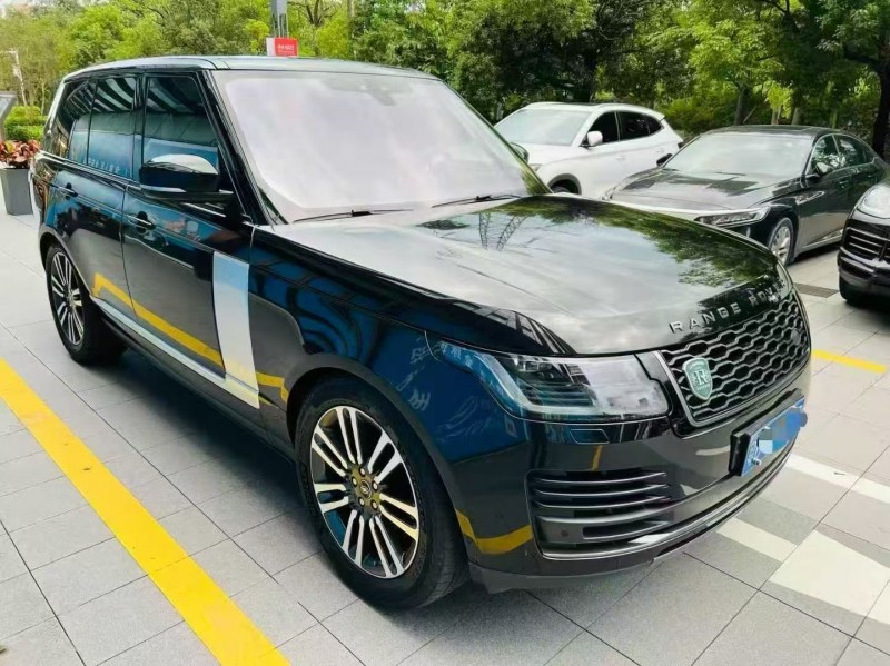 广州18年路虎揽胜行政3