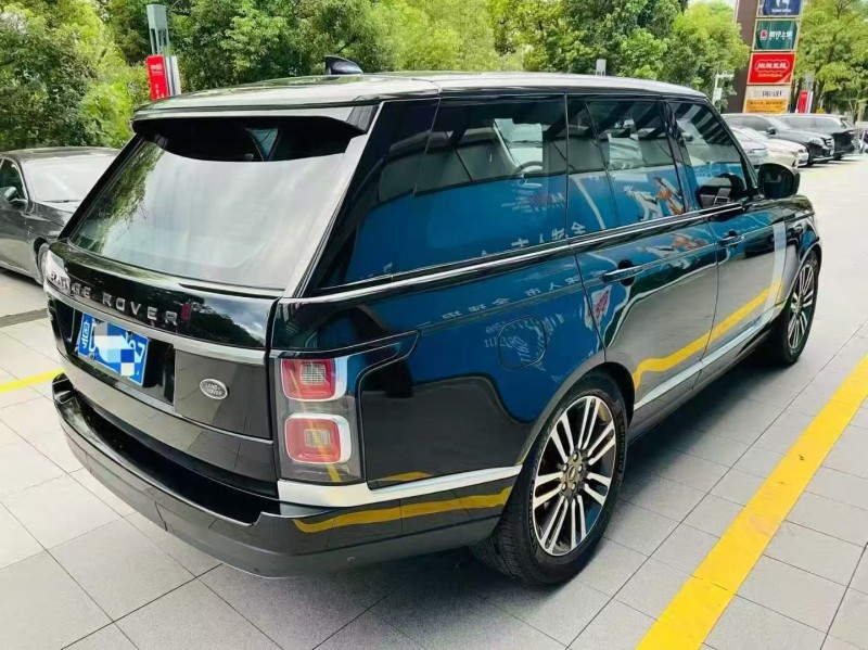 广州18年路虎揽胜行政8