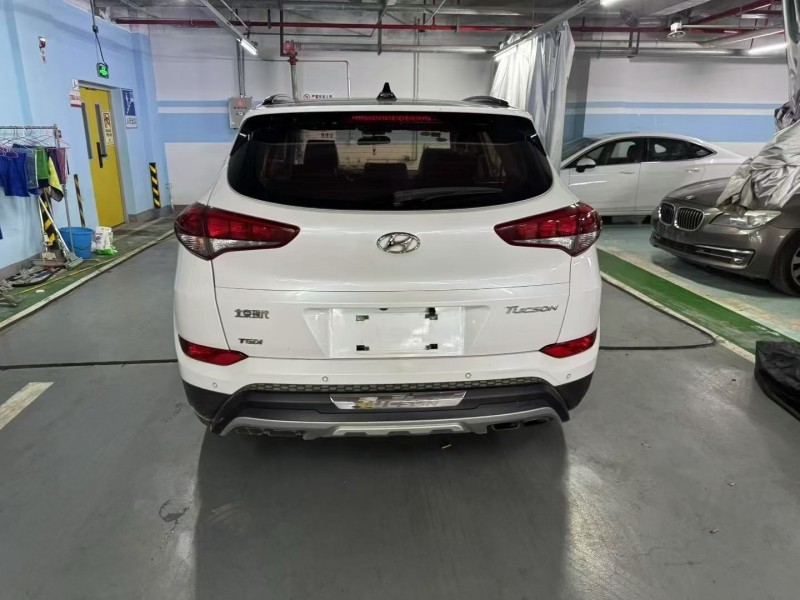 台州18年现代途胜8