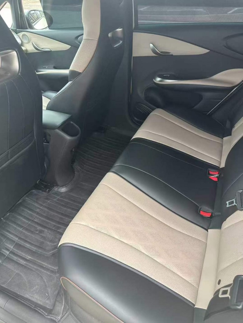 枣庄23年比亚迪海豚5