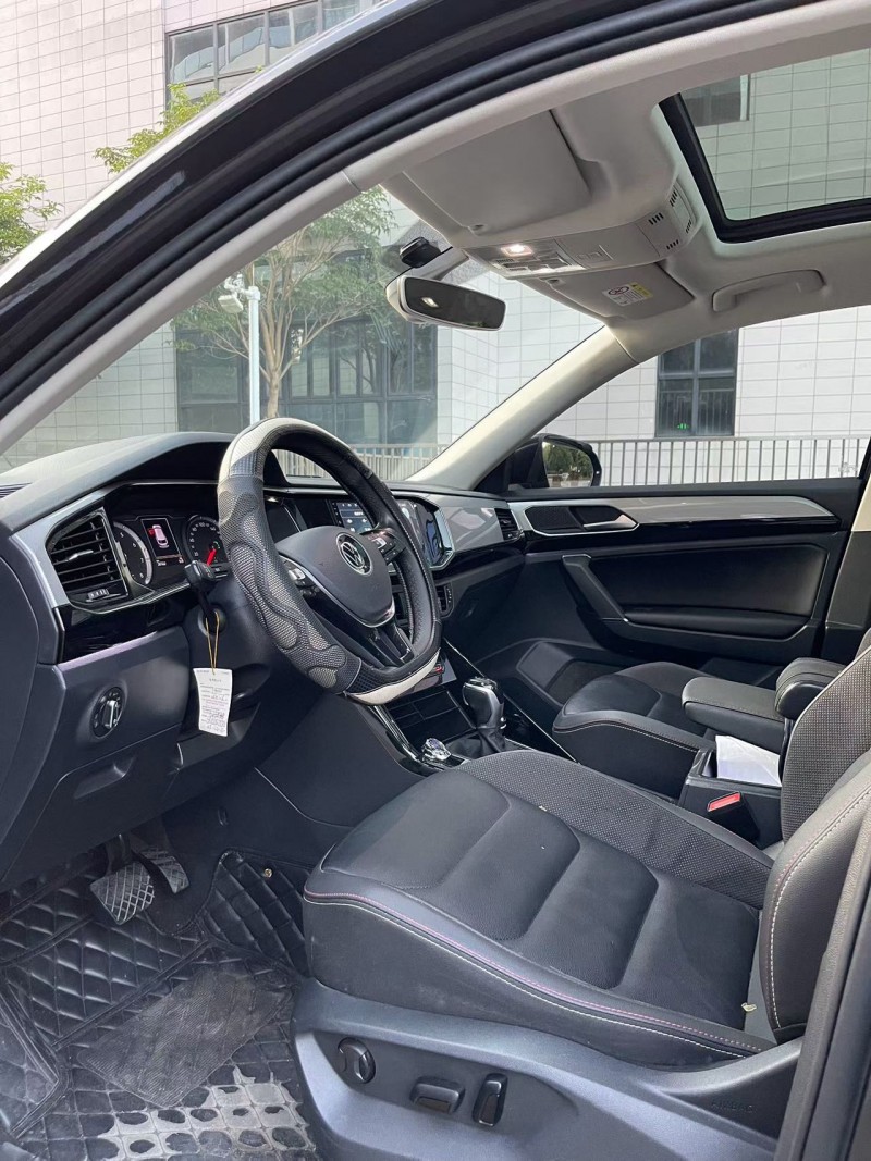 佛山22年大众探岳4