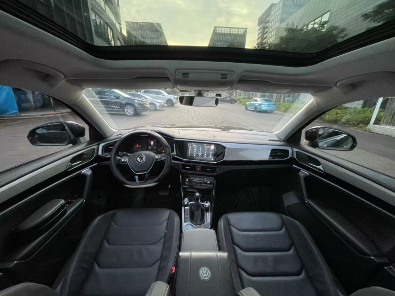 佛山22年大众探岳6