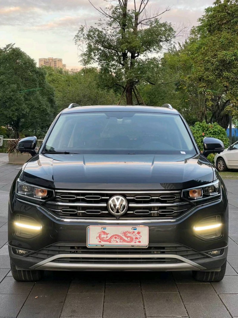 佛山22年大众探岳1