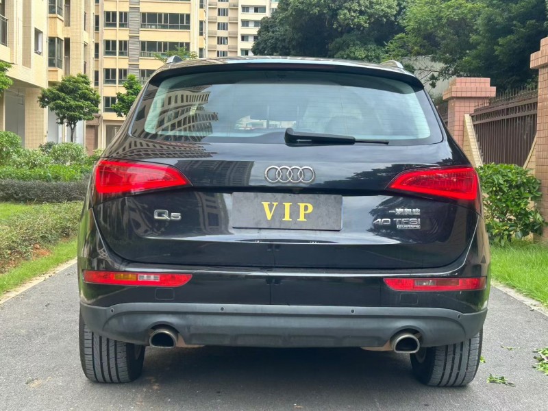 东莞15年奥迪Q58