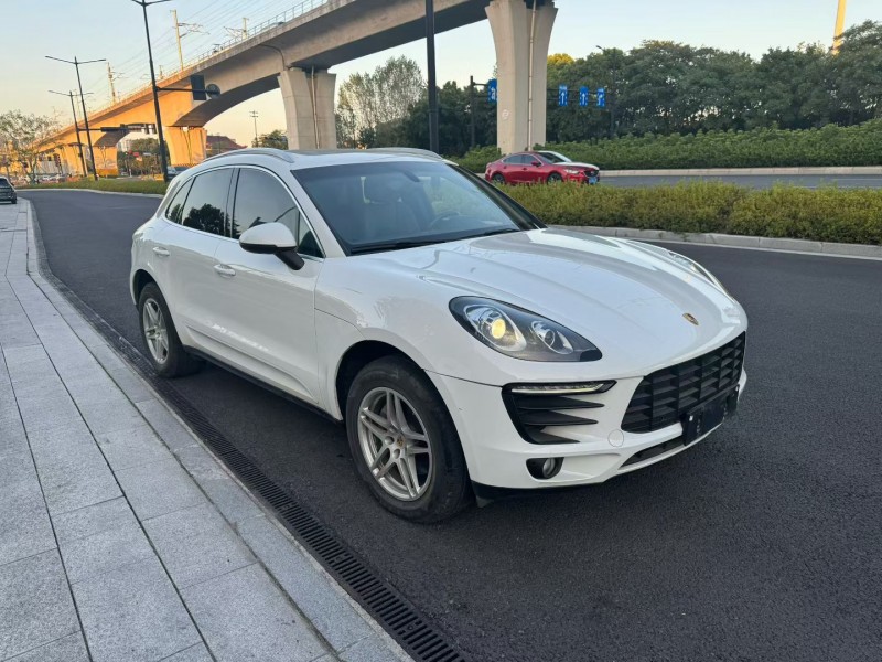 台州16年保时捷Macan3