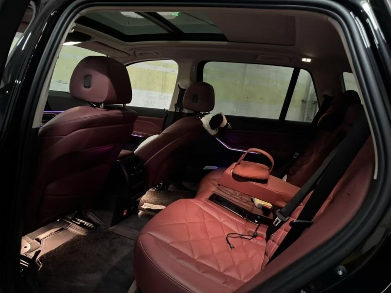 台州22年宝马X58