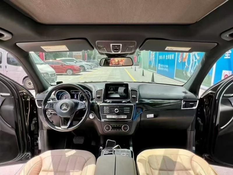 广州18年奔驰GLS5