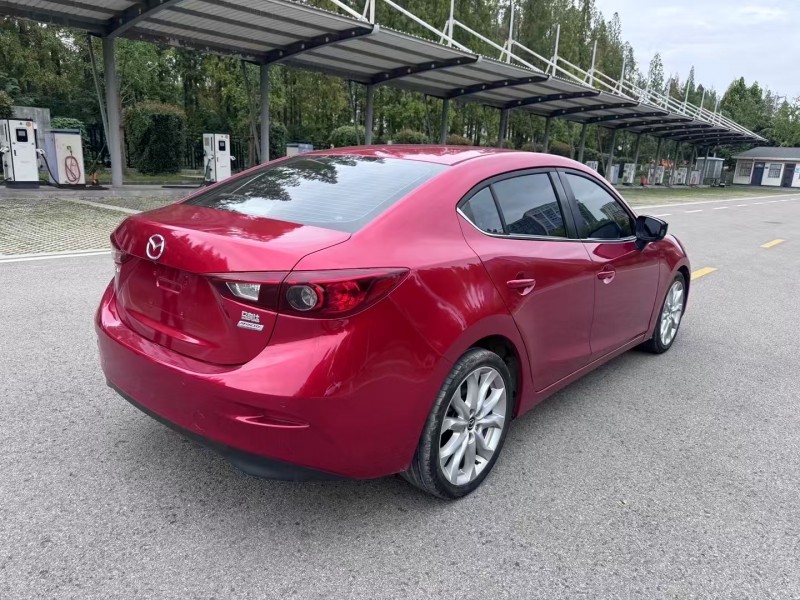 徐州15年马自达昂克赛拉8