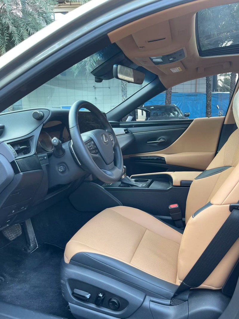 佛山23年雷克萨斯ES4