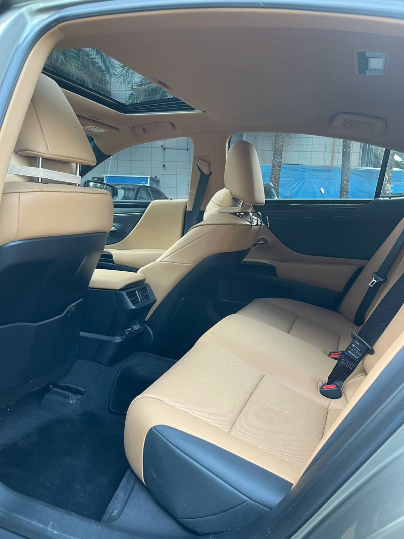 佛山23年雷克萨斯ES5