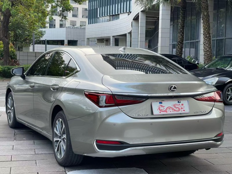 佛山23年雷克萨斯ES8
