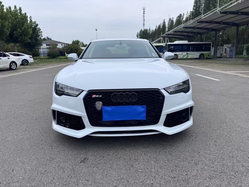 徐州17年奥迪A7L1