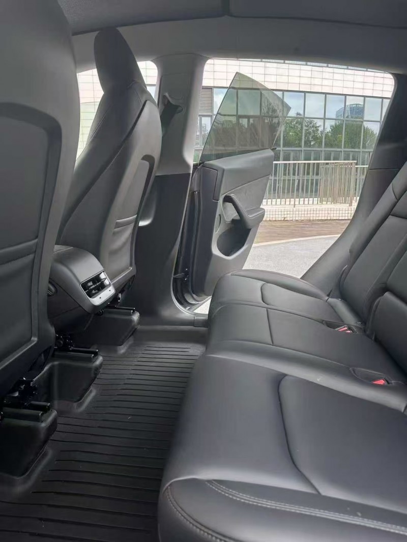 广州25年特斯拉MODEL Y4