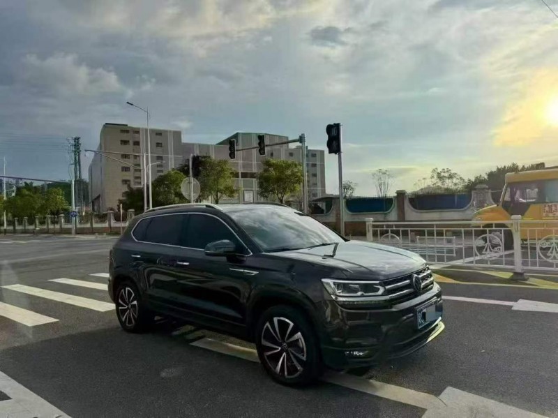 江门23年大众途岳3