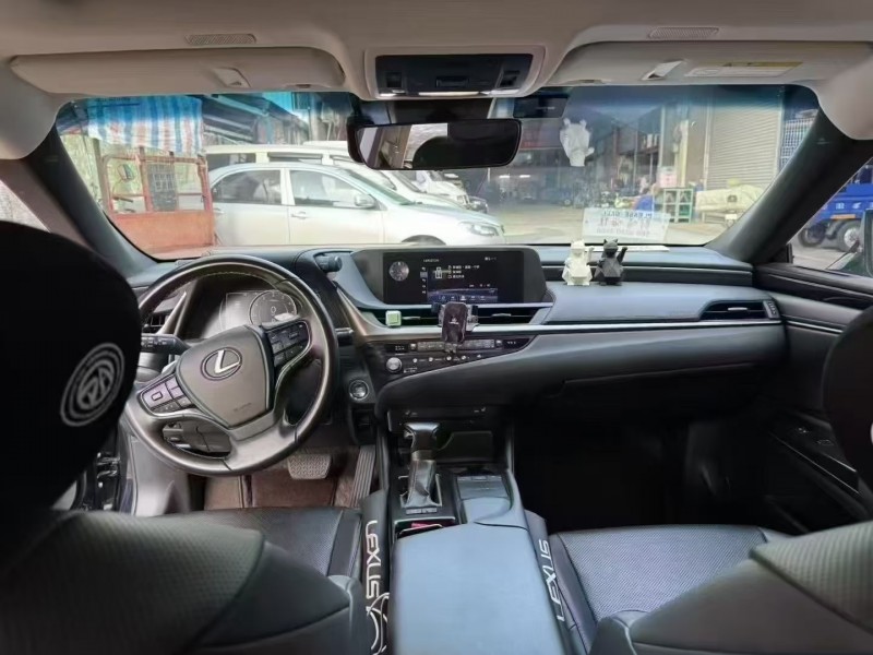 广州20年雷克萨斯ES4