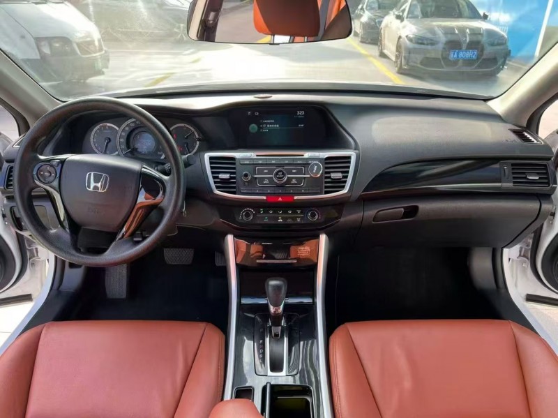 广州17年本田雅阁5